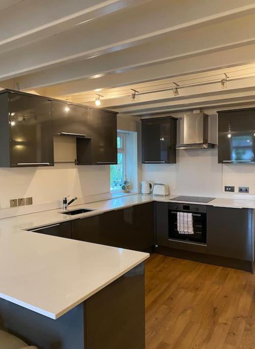 Contemporary Duplex - Private Patio & Parking Διαμέρισμα Στόκπορτ Εξωτερικό φωτογραφία