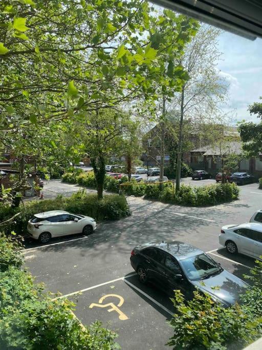 Contemporary Duplex - Private Patio & Parking Διαμέρισμα Στόκπορτ Εξωτερικό φωτογραφία